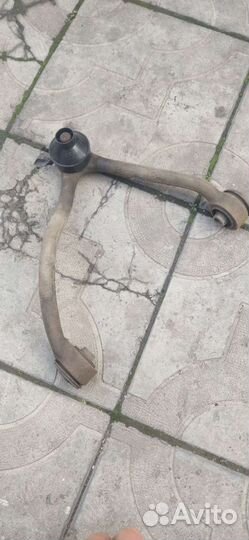 Рычаг правый передний Kia sorento 1