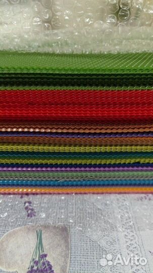 Вощина цветная