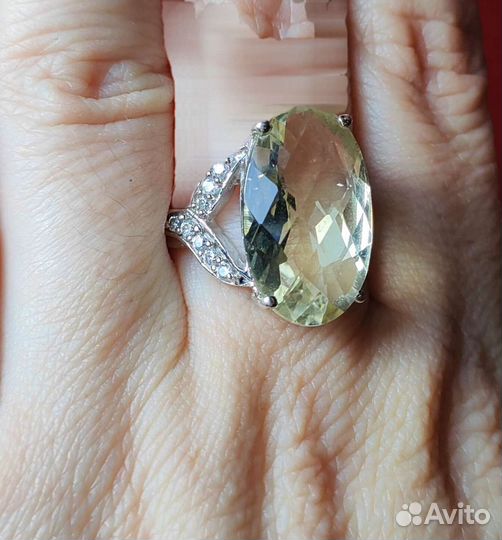 Серебряное кольцо с Лимонным Топазом