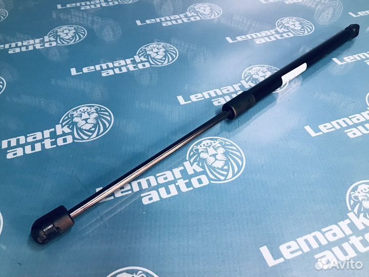 Амортизатор крышки багажника Hyundai Solaris