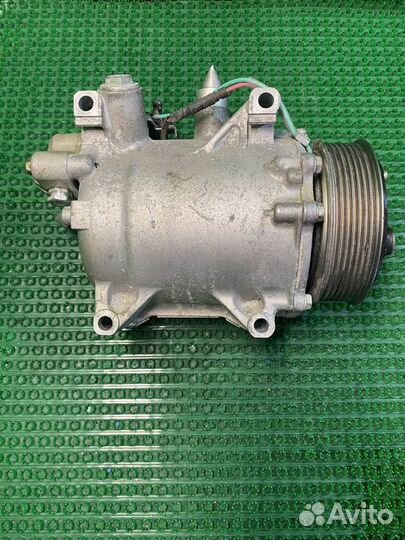Компрессор кондиционера Хонда Аккорд
