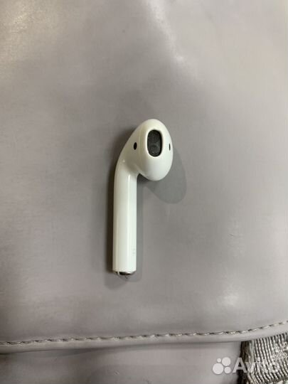Наушник правый airpods 2 оригинал