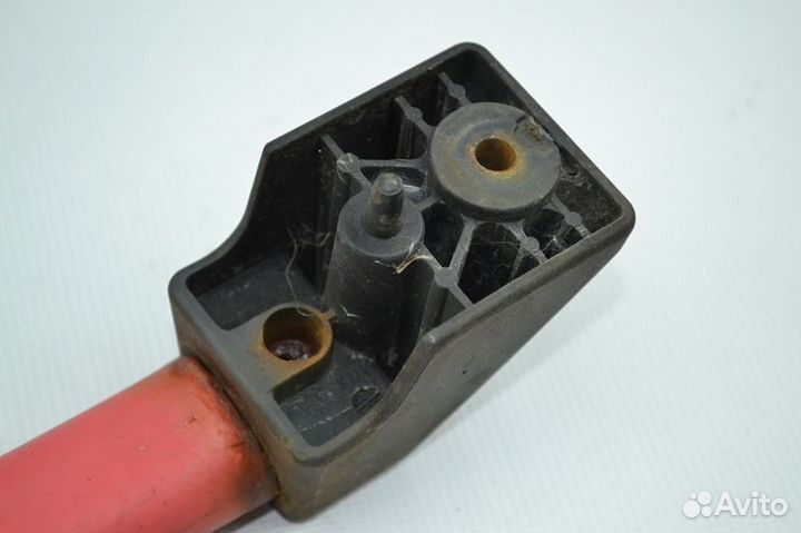 Ручка радиаторной решетки, левая renault trucks Ma