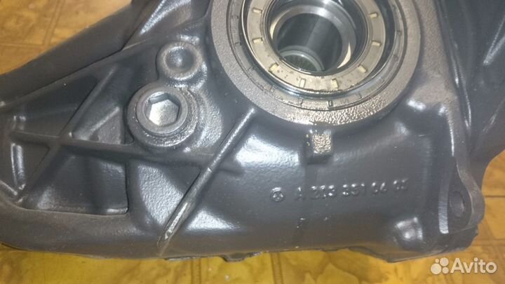 Редуктор задний Мерседес W212 / 3,67