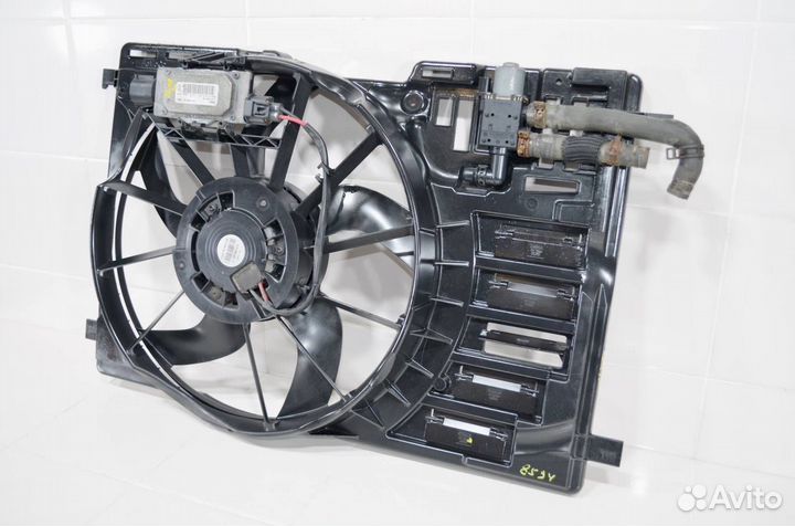 Диффузор в сборе Ford Escape 3 2012+