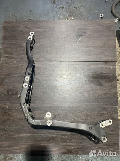 Нижняя часть рамы для Yamaha MT-01 05-06