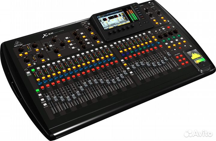 Микшерный пульт Behringer X32