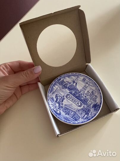 Тарелка на стену