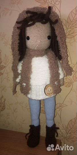 Вязанная интерьерная кукла