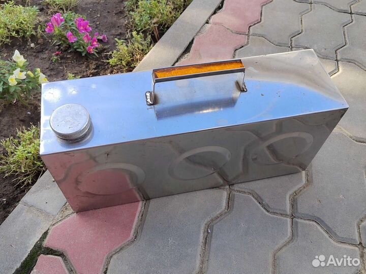 Канистры металлические 7 л