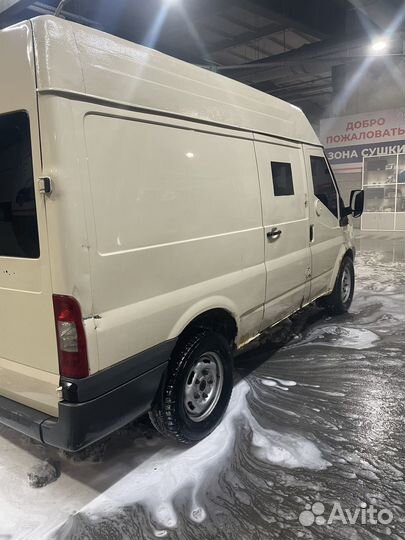 Ford Transit цельнометаллический, 2009