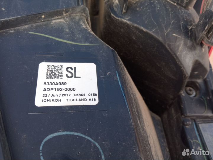 Фонарь задний левый Mitsubishi Pajero Sport