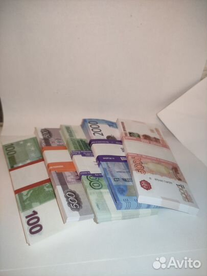 Сувенирные деньги