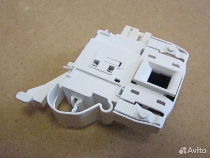 Замок люка / устройство блокировки для стиральной