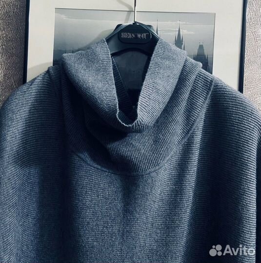 Новый свитер с интересным горлом Германия 54-60 р