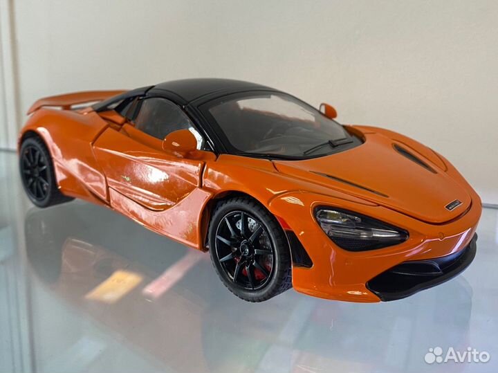 Машинка McLaren 720s / Игрушка / Модель Металл