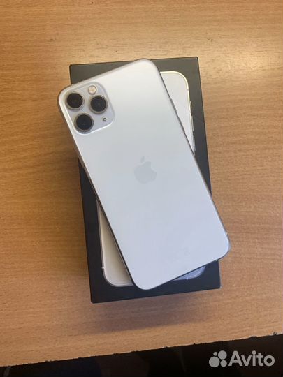 iPhone 11 Pro, 64 ГБ