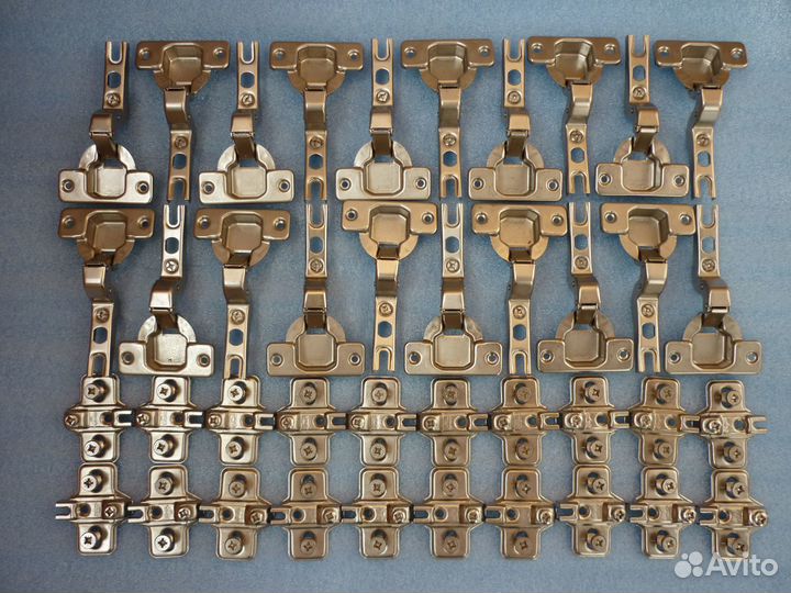 Петли мебельные Blum