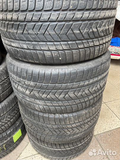 Pirelli P Zero 295/35 R21 102W