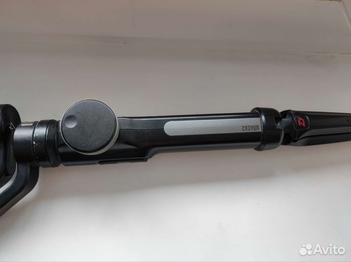 Стабилизатор для телефона zhiyun
