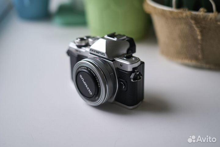 Olympus om d e m10 mark ii