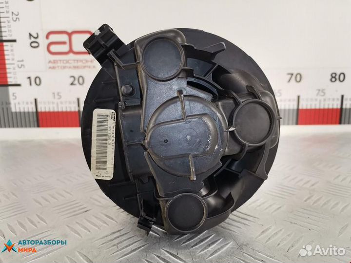 Моторчик печки Nissan Micra 2 (K11) 2003