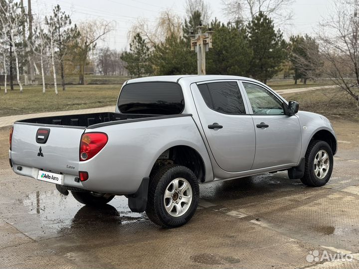 Mitsubishi L200 2.5 МТ, 2011, 280 000 км