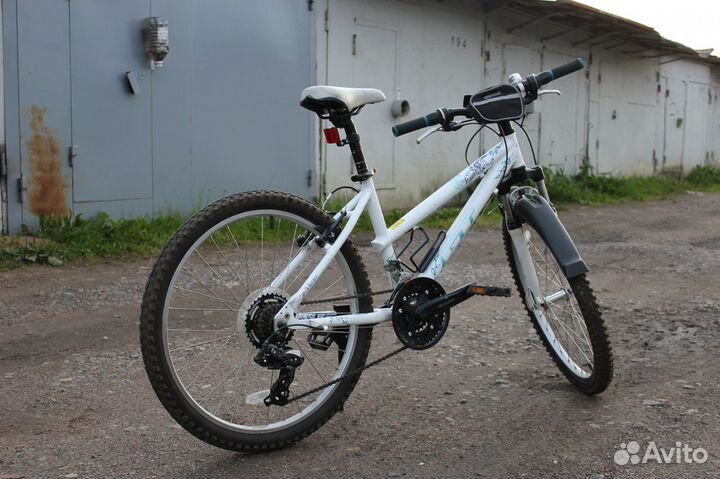 Горный велосипед GT laguna