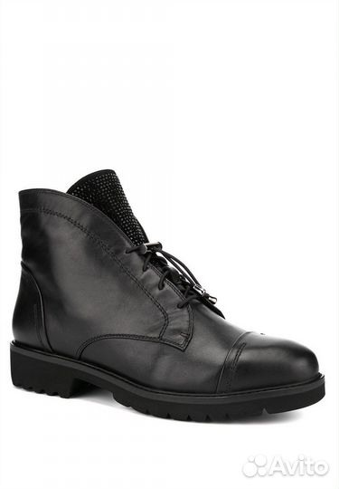 Ботинки женские. Бронь