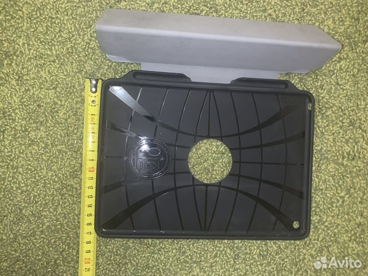 Чехол на iPad