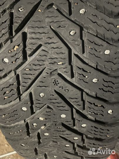Nokian Tyres Hakkapeliitta 8 SUV 215/65 R17