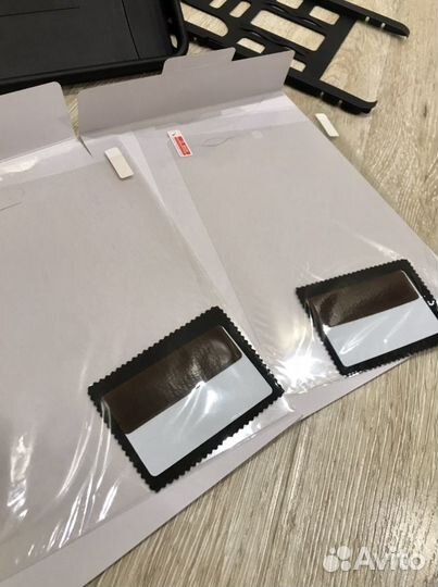 Держатель Mazda для iPad