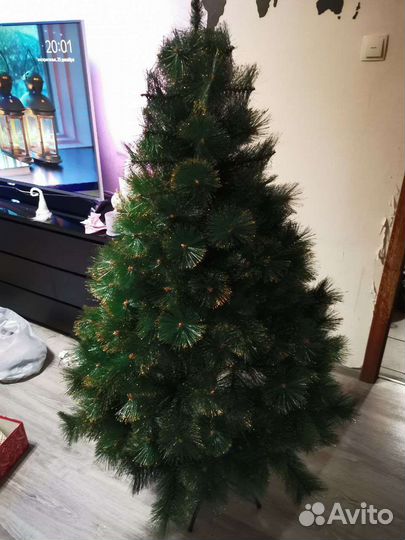 Елка искусственная