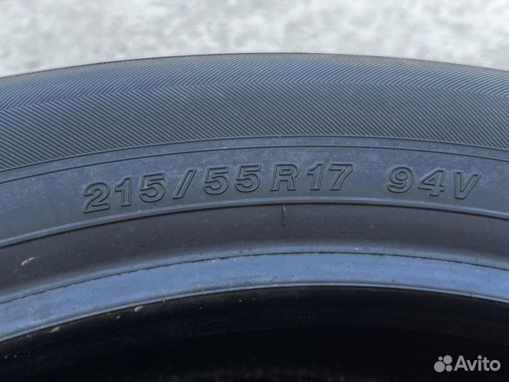 Yokohama BluEarth E70 215/55 R17