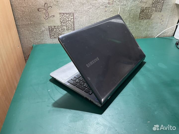 Ноутбук Samsung 4 ядра для игр и работы