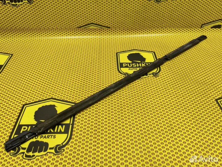 Бархотка стекла двери внешняя задняя правая