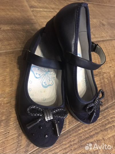 Туфли для девочки 34 размер кожа