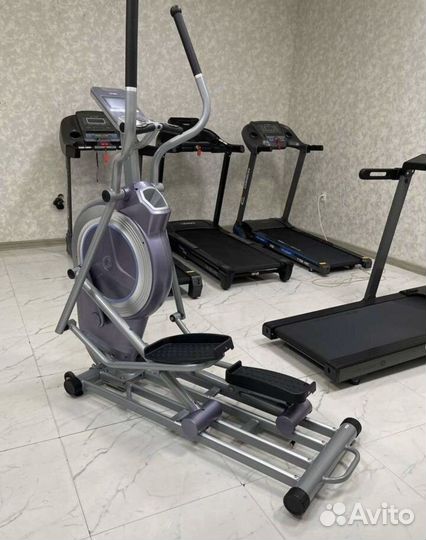 Эллиптический тренажер