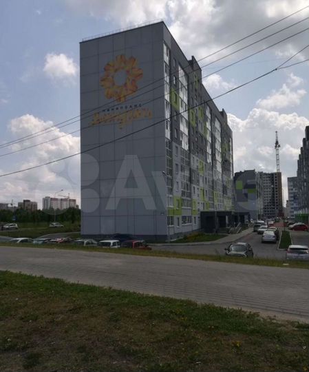 2-к. квартира, 43 м², 1/10 эт.