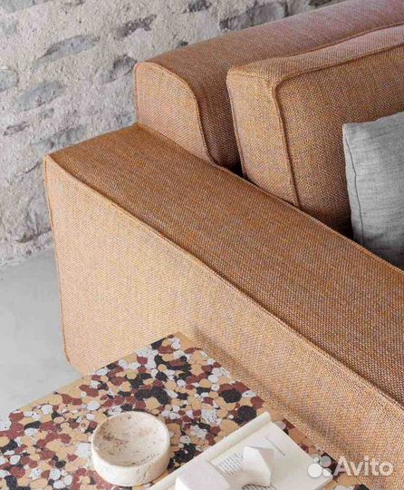 Итальянский кожаный диван Esatto. Бренд Aerre Ital