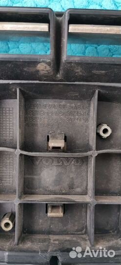 Решетка радиатора Volvo S40/V50 03-12