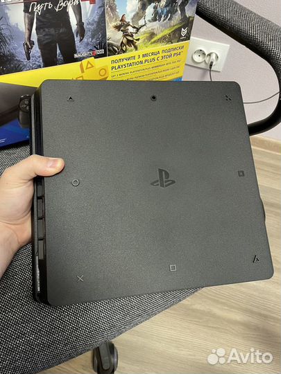 Sony playstation 4 slim