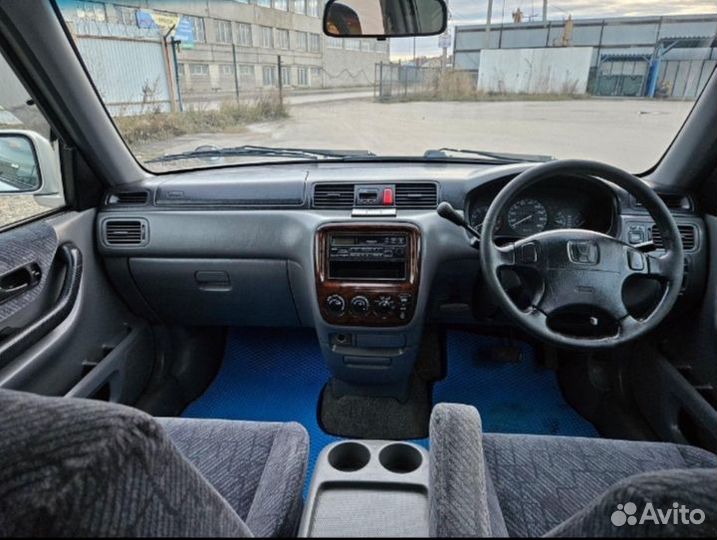 Honda CR-V 2.0 AT, 2001, битый, 16 500 км