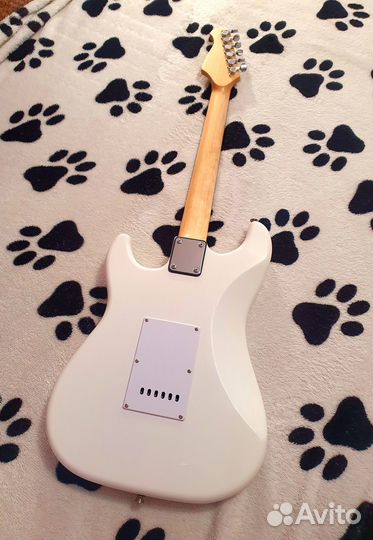 Электрогитара rockdale Stars HT HSS White