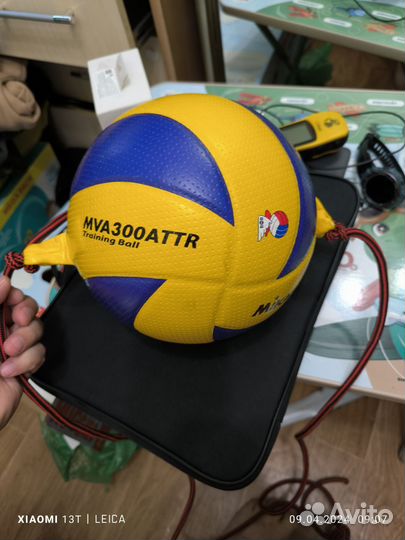 Mikasa MVA 300 attr для нападающего удара