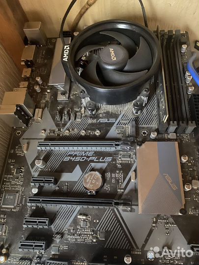 Asus prime b450 plus, ryzen 3 1200, 16GB Ddr4