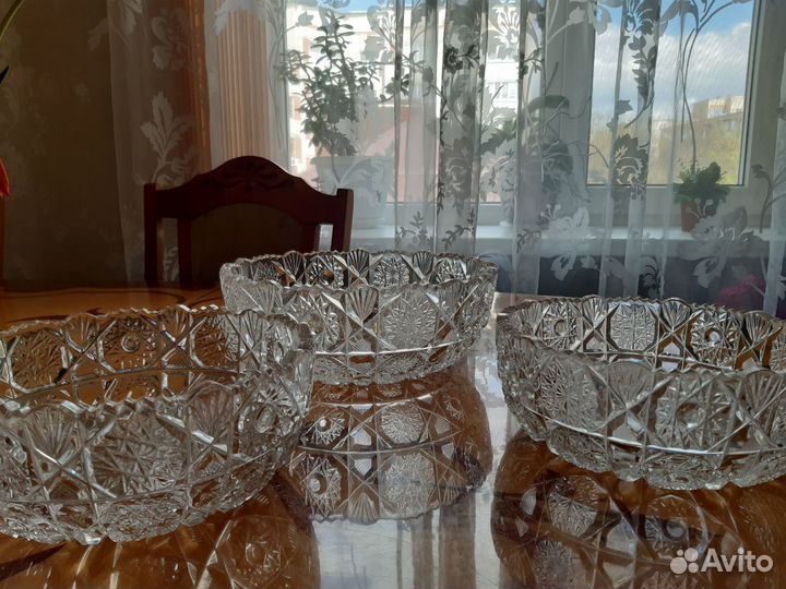 Хрустальная ваза салатница