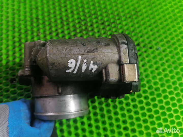 Дроссельная заслонка Audi A4