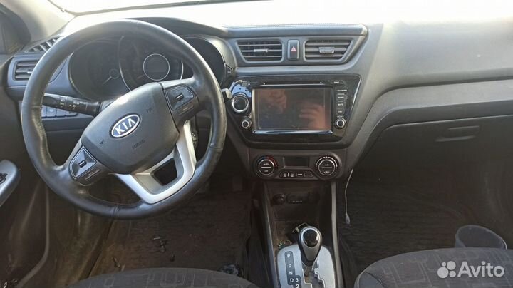 Планка стекла двери задней правой Kia Rio 3 832414