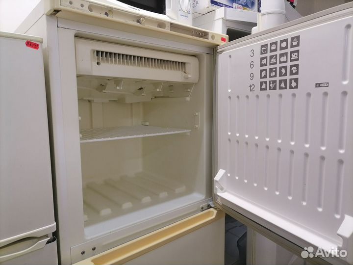 Холодильник Stinol 104L кшт-315/80